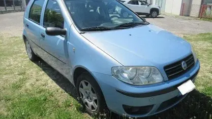 Usata Fiat Punto 60 CV (44 kW) 2006 Bluazzurro Utilitaria