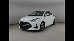 Bianco Usata 2021 Toyota Yaris Hybrid Trend Tre volumi | 14.600 € (Ottimo prezzo)