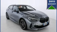 Grigio Usata 2024 BMW 118 M Sport Due volumi | 32.900 € (Buon prezzo)