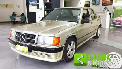 Usata Mercedes 190 72 CV (52 kW) 1985 Berlina