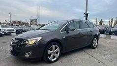Usata 2011 Opel Astra Cosmo Station wagon | 5500 € (Buon prezzo)