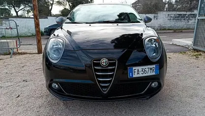 Usata Alfa Romeo MiTo Distinctive 78 CV (57 kW) 2015 Nero Utilitaria