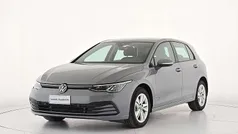 Other Usata 2023 VW Golf VIII Life Tre volumi | 28.500 € (Buon prezzo)