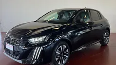 Nero Nuova 2025 Peugeot 208 Allure Due volumi | 18.290 € (Buon prezzo)