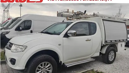 Usata Mitsubishi L200 136 CV (100 kW) 2015 Bianco Pick-up