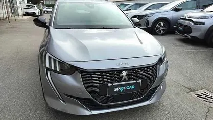 Usata Peugeot 208 GT 101 CV (74 kW) 2023 Utilitaria