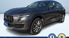 Argento metallizzato Usata 2019 Maserati Levante GranLusso SUV | 45.000 € (Buon prezzo)
