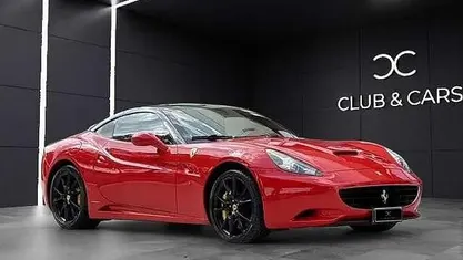 Rosso corso Usata 2011 Ferrari California Cabrio | 104.000 € (Super prezzo)