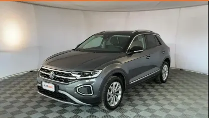 Begagnad VW T-Roc 110 HK (80 kW) 2023 Grå SUV