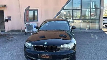 Usata BMW 116 116 CV (85 kW) 2010 Nero Utilitaria
