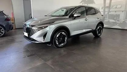 Usata Nissan Qashqai N-Connecta 158 CV (116 kW) 2025 Grigio SUV