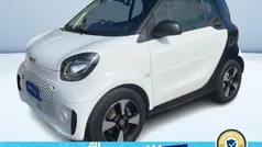 Bianco pastello Usata 2022 Smart ForTwo Electric Drive Passion Tre volumi | 14.200 € (Buon prezzo)