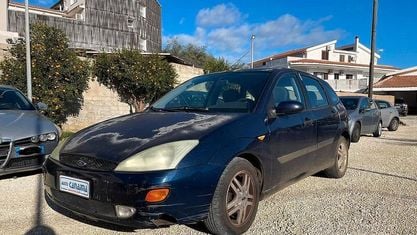 Usata Ford Focus 90 CV (66 kW) 2000 Blu Station wagon
