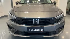 Grigio scuro Usata 2023 Fiat Tipo Cross Due volumi | 15.990 € (Super prezzo)
