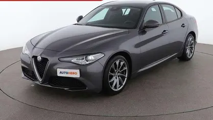 Usata Alfa Romeo Giulia Business 160 CV (117 kW) 2018 Grigio Berlina