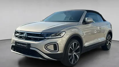 Usata VW T-Roc Cabriolet Style 150 CV (110 kW) 2023 Ivory silver metallizzato Cabrio