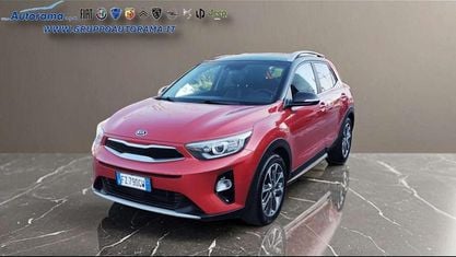 Używany Kia Stonic 120 KM (88 kW) 2019 Czerwony SUV
