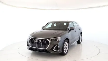 Usata Audi Q3 S-Line 150 CV (110 kW) 2025 Grigio scuro SUV