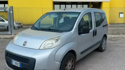 Usata Fiat Qubo Trekking 95 CV (69 kW) 2013 Grigio Monovolume