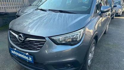 Usata Opel Crossland X Innovation 82 CV (60 kW) 2018 Grigio SUV