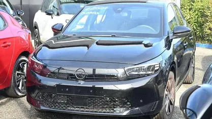 Nero Usata 2024 Opel Corsa Tre volumi | 13.900 € (Buon prezzo)