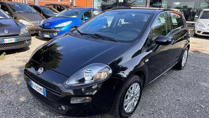 Usata Fiat Punto Lounge 75 CV (55 kW) 2015 Nero Berlina