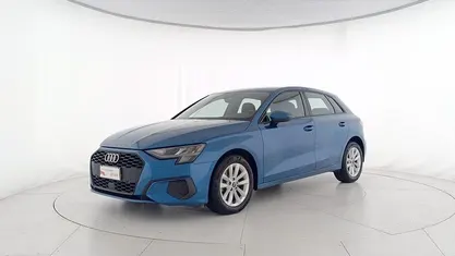 Usata Audi A3 Business 150 CV (110 kW) 2021 Blu Berlina