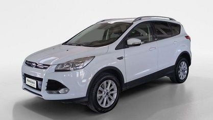 Begagnad Ford Kuga Titanium 150 HK (110 kW) 2016 Vit SUV