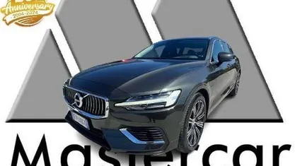 Usata Volvo V60 Inscription 303 CV (222 kW) 2019 Station wagon