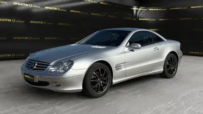 Usata Mercedes SL350 245 CV (180 kW) 2003 Argento Coupé