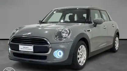 Usata Mini ONE 75 CV (55 kW) 2020 Grigio Utilitaria