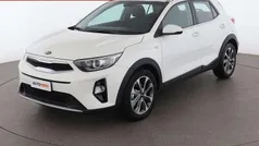 Bianco Usata 2018 Kia Stonic Style SUV | 14.299 € (Buon prezzo)