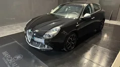 Nero Usata 2021 Alfa Romeo Giulietta Ti Due volumi | 16.900 € (Buon prezzo)