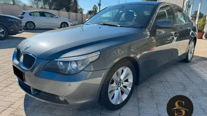 Usata BMW 530 M Sport 211 CV (155 kW) 2005 Grigio Berlina