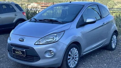 Other Usata 2010 Ford Ka Tre volumi | 4500 € (Buon prezzo)