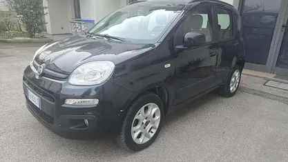 Usata Fiat Panda Lounge 80 CV (58 kW) 2013 Utilitaria