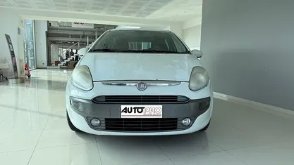 Usata Fiat Punto Evo Dynamic 77 CV (56 kW) 2010 Bianco Utilitaria
