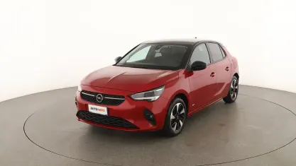 Usata Opel Corsa-e Design & Tech 100 kW (136 CV) 2022 Rosso Utilitaria