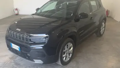 Usata Jeep Avenger Altitude 101 CV (74 kW) 2023 Nero SUV