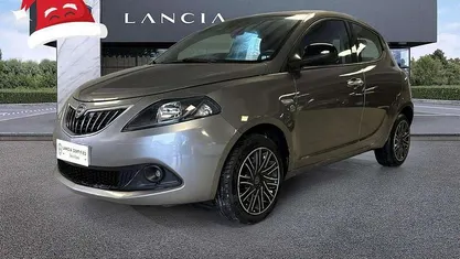 Grigio Usata 2022 Lancia Ypsilon Gold Due volumi | 11.150 € (Buon prezzo)