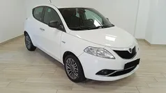 Bianco Usata 2017 Lancia Ypsilon Silver Due volumi | 8900 € (Buon prezzo)