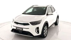Bianco Usata 2024 Kia Stonic Style SUV | 15.300 € (Ottimo prezzo)