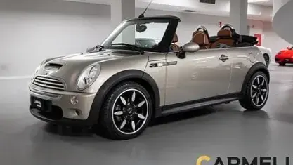 Usata Mini Cooper S Cabriolet 170 CV (125 kW) 2007 Grigio sabbia Cabrio