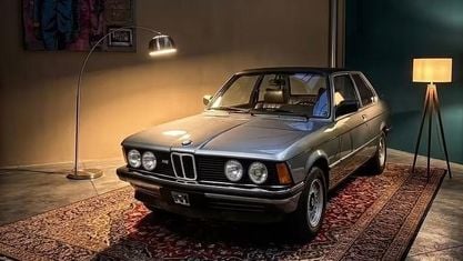 Begagnad BMW 320 122 HK (89 kW) 1981 Grå Cab