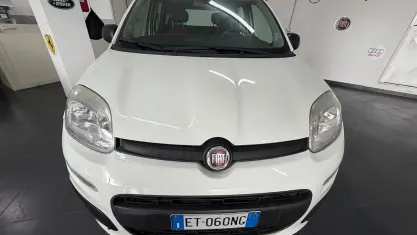 Usata Fiat Panda Lounge 69 CV (50 kW) 2014 Bianco Utilitaria