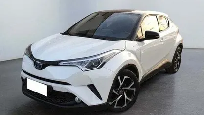 Bianco Usata 2018 Toyota C-HR Style SUV | 16.400 € (Buon prezzo)