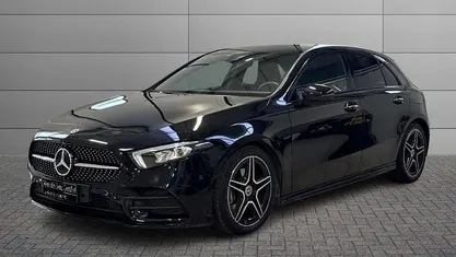 Usata Mercedes A180 Premium 116 CV (85 kW) 2022 Nero Utilitaria