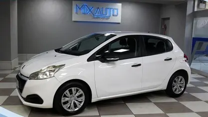 Usata Peugeot 208 Access 75 CV (55 kW) 2016 Utilitaria
