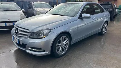 Usata Mercedes C220 136 CV (100 kW) 2013 Gray Berlina