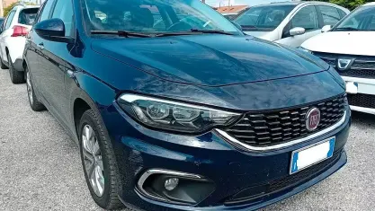 Usata Fiat Tipo Business 120 CV (88 kW) 2020 Blu Station wagon
